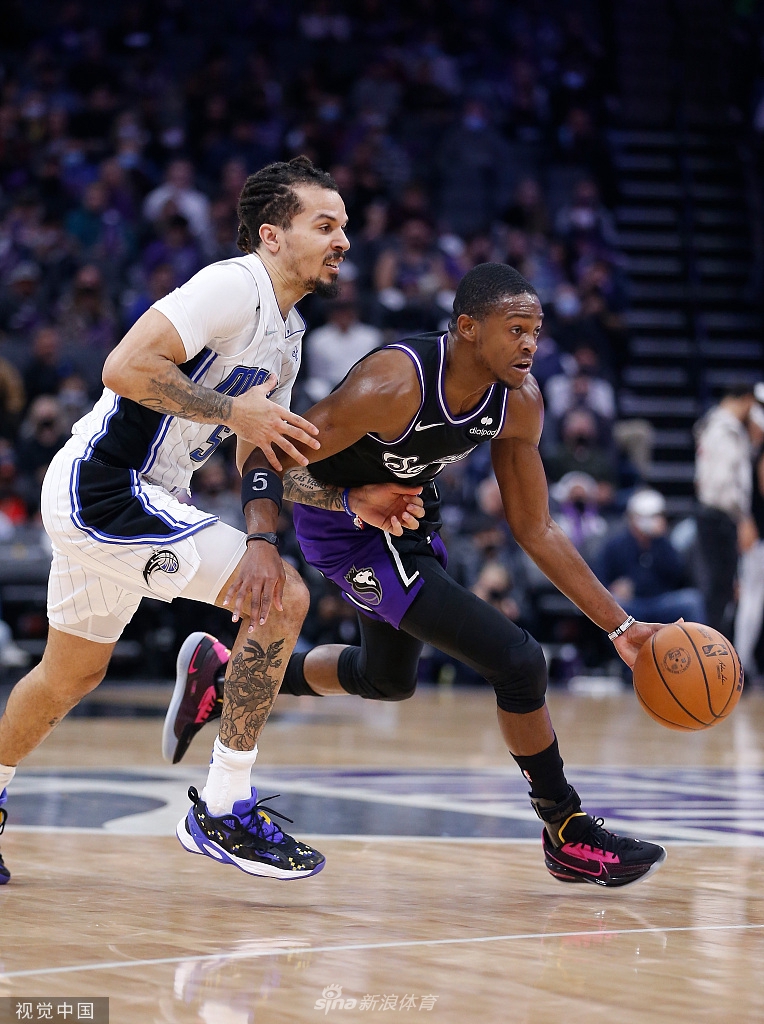 lol-风云突变萨克拉门托国王窗口期队长鼓劲，NBA常规赛版图或变，气氛紧张，纪律约束更严格(金州勇士签约马尔科姆布罗格登)